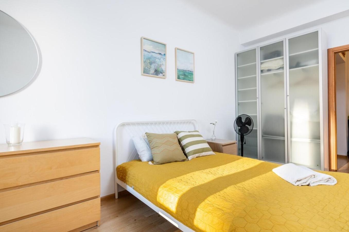 Coriander Apartment City Center ワルシャワ エクステリア 写真